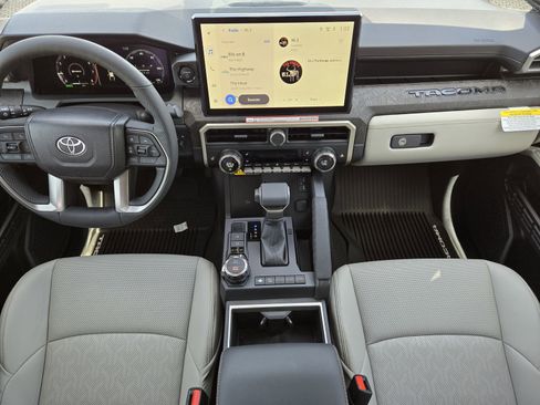 New 2026 Toyota Tacoma Limited AWD/4WD image 25