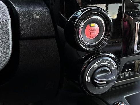 Used 2024 Nissan Titan Platinum Reserve w/ Moonroof Package image 29