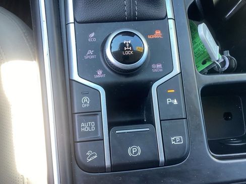 Certified 2024 Kia Sorento X-Line EX AWD/4WD image 30