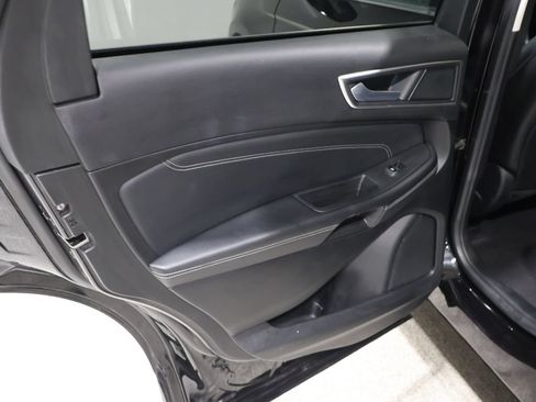 Used 2024 Ford Edge Titanium w/ Equipment Group 301A AWD/4WD image 17
