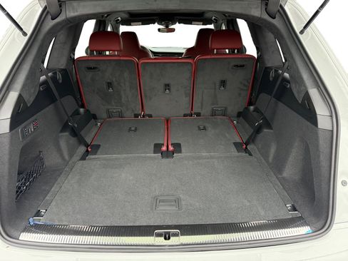 New 2026 Audi SQ7 Prestige image 17