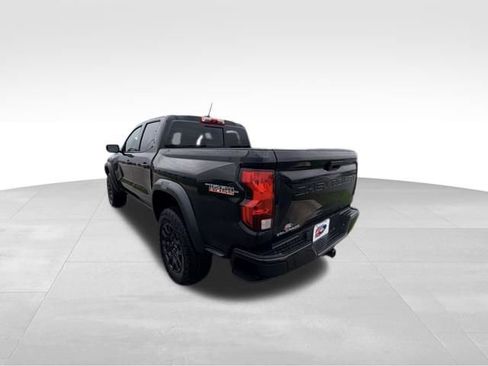 Used 2023 Chevrolet Colorado Trail Boss w/ Advanced Trailering Package AWD/4WD image 4
