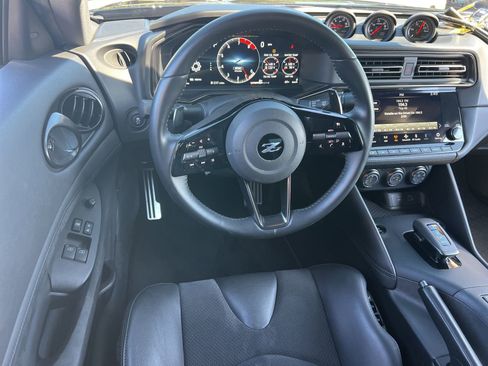 Used 2024 Nissan Z Performance w/ Floor Mat Package RWD image 28
