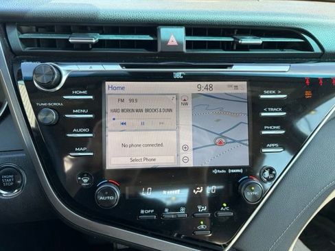 Used 2018 Toyota Camry XSE w/ Driver Assist Package FWD image 3
