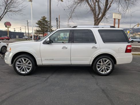 Used 2017 Ford Expedition Platinum image 9