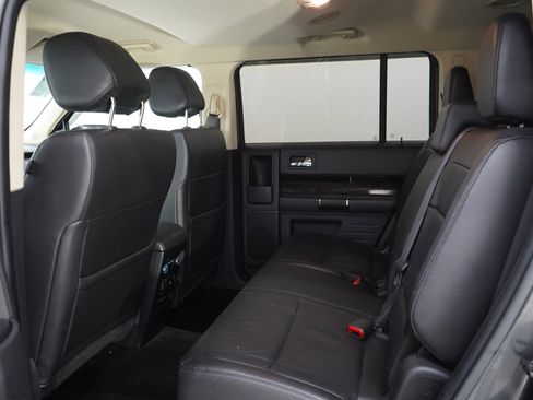 Used 2017 Ford Flex SEL w/ Equipment Group 202A AWD/4WD image 15