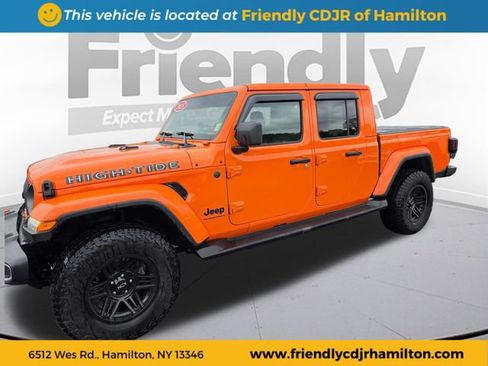 Used 2025 Jeep Gladiator Sport AWD/4WD image 1