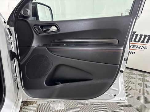Used 2024 Dodge Durango GT RWD image 33