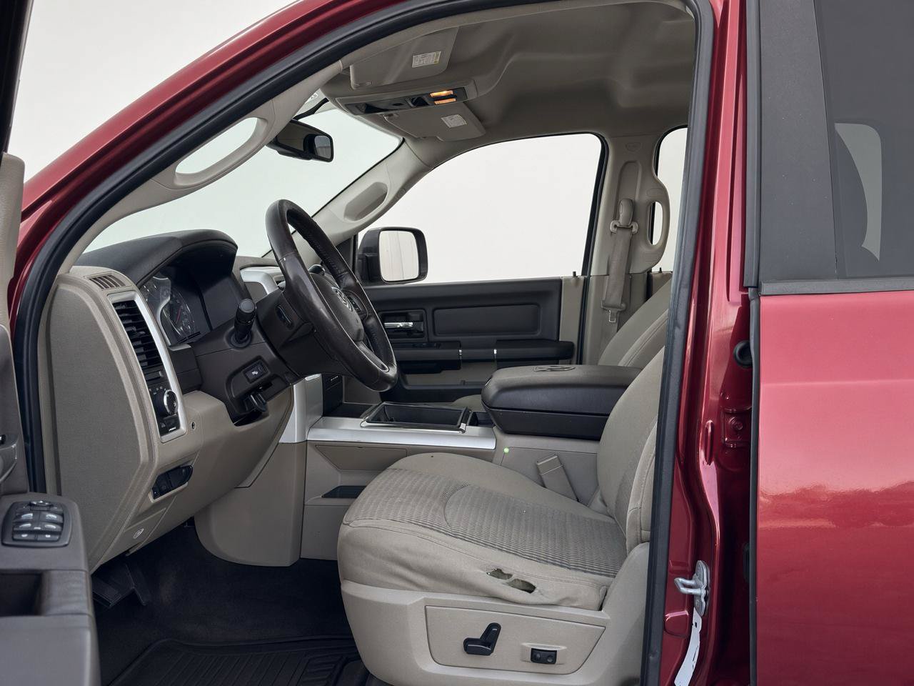 Used 2012 RAM 3500 Big Horn AWD/4WD image 12