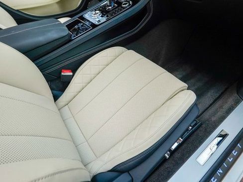 Used 2024 Bentley Continental GT Speed image 92