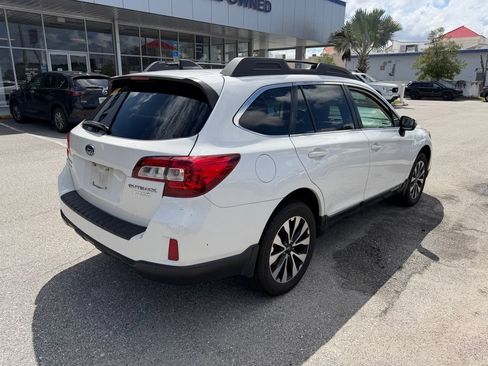 Used 2017 Subaru Outback 2.5i Limited AWD/4WD image 3