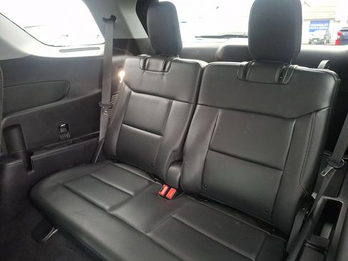 Certified 2021 Ford Explorer XLT w/ Equipment Group 202A image 11