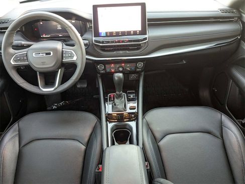 Used 2025 Jeep Compass Limited w/ High Altitude Package image 16