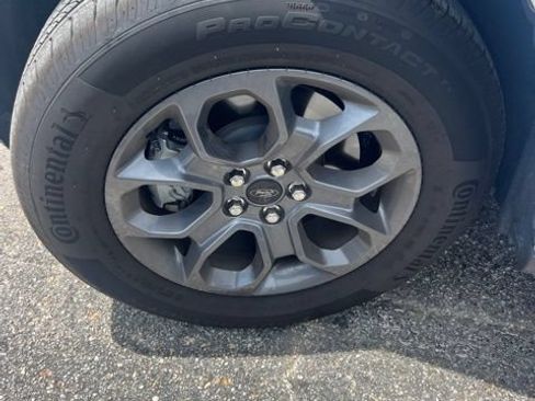 Used 2025 Ford Maverick XLT w/ XLT Luxury Package AWD/4WD image 8