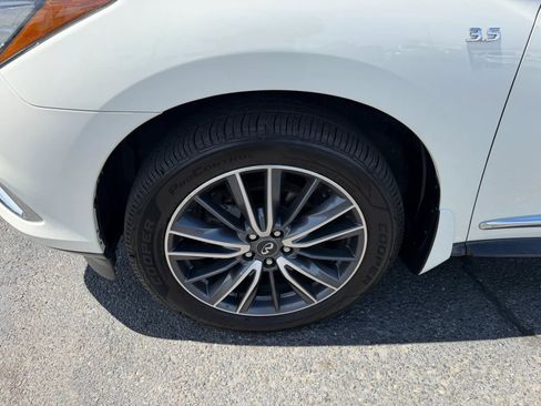 Used 2020 INFINITI QX60 Luxe w/ Sensory Package AWD/4WD image 16