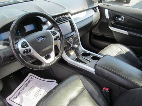 Used 2013 Ford Edge SEL FWD image 9