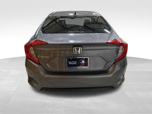 Used 2018 Honda Civic EX image 6