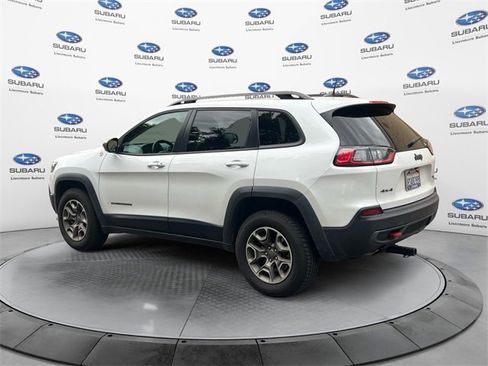 Used 2020 Jeep Cherokee Trailhawk image 6