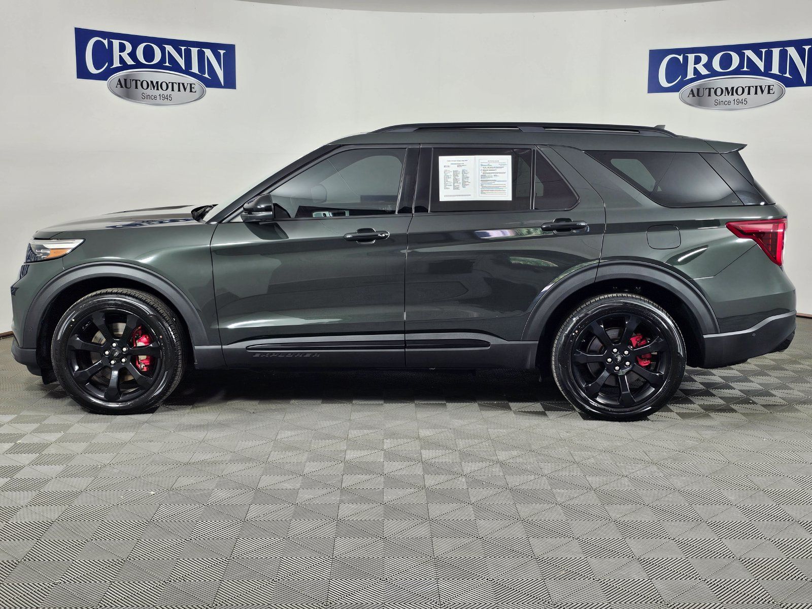 Used 2022 Ford Explorer ST w/ Equipment Group 401A AWD/4WD image 35