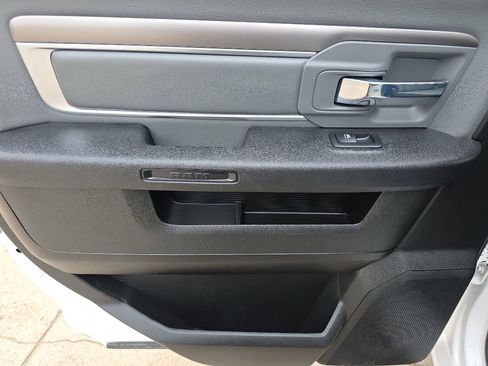 Used 2023 RAM 1500 Classic SLT w/ Trailer & Traction Group image 17