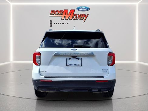 Used 2020 Ford Explorer XLT w/ Comfort Package AWD/4WD image 6