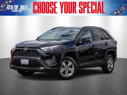 Used 2022 Toyota RAV4 XLE w/ Carpet Mat Package (TMS)