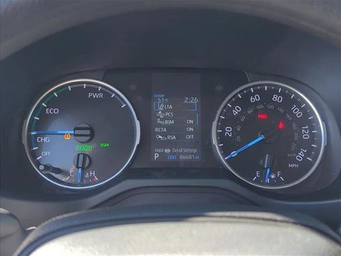 Used 2022 Toyota RAV4 XLE image 10