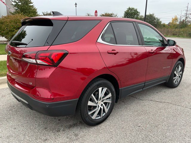Used 2024 Chevrolet Equinox LT w/ LPO, Floor Liner Package FWD image 6