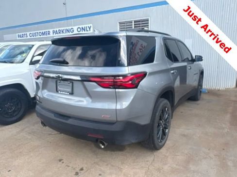Used 2024 Chevrolet Traverse RS FWD image 5