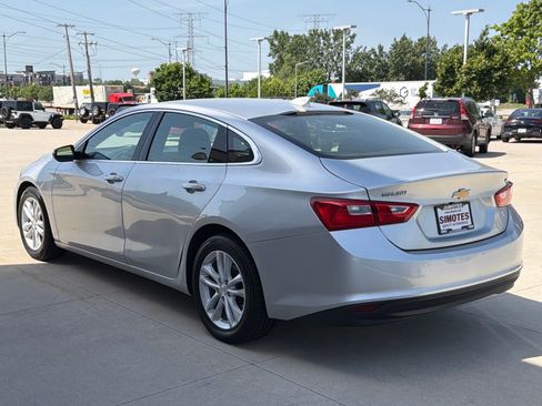 Used 2016 Chevrolet Malibu LT FWD image 6