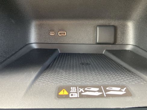 New 2026 Chevrolet Traverse LT image 16