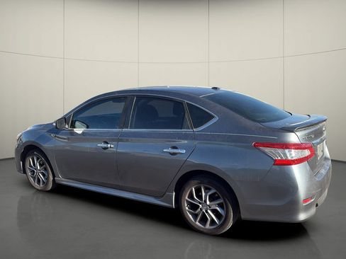 Used 2015 Nissan Sentra SR FWD image 5