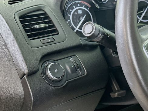 Used 2014 Buick Regal image 10