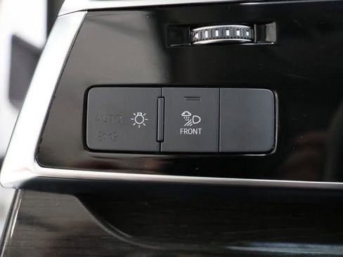 Used 2024 Audi Q7 3.0T Premium Plus AWD/4WD image 17