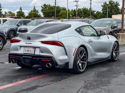 Used 2022 Toyota Supra Premium w/ Driver Assist Package RWD image 4