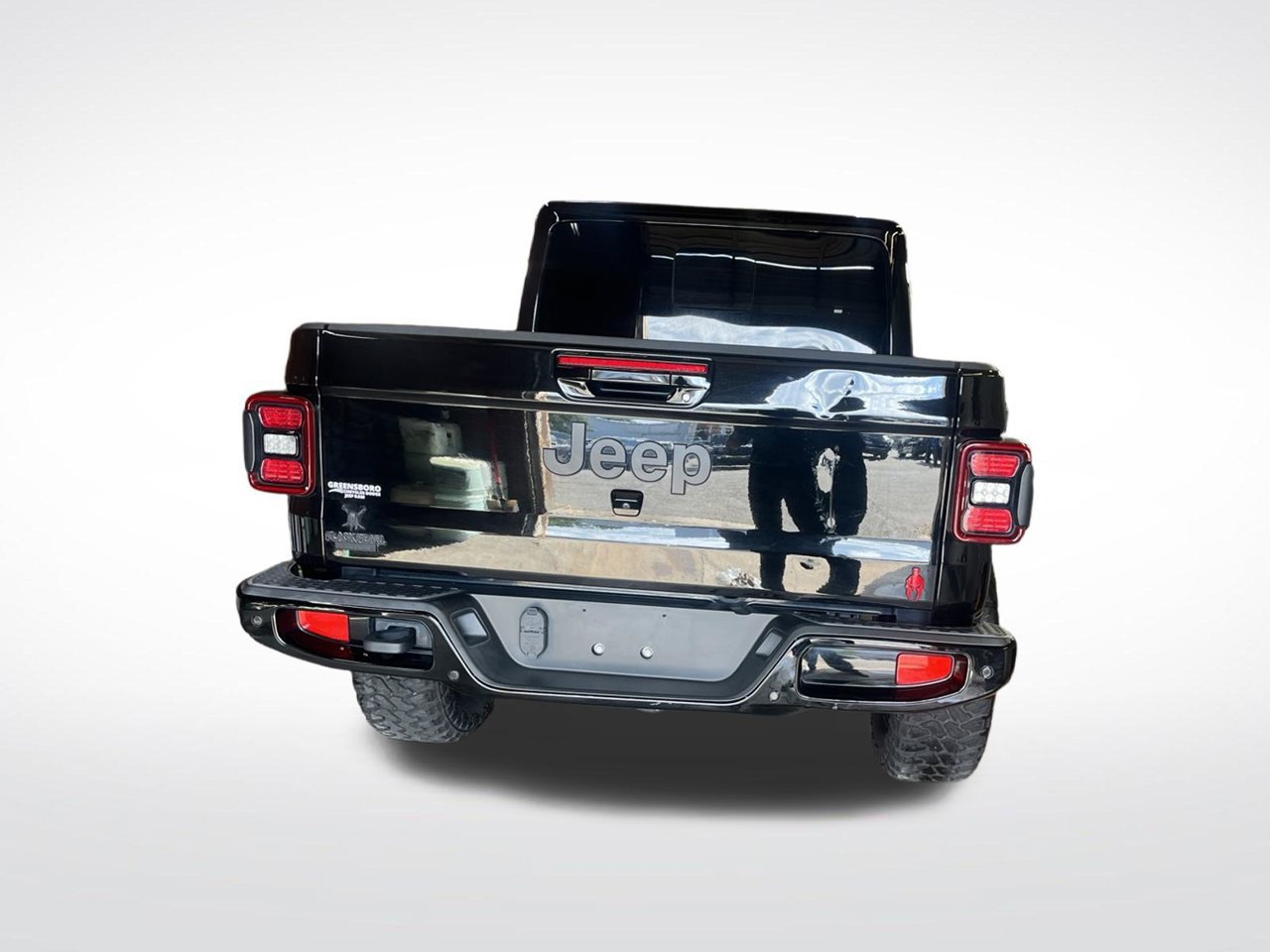 Used 2023 Jeep Gladiator Overland AWD/4WD image 5