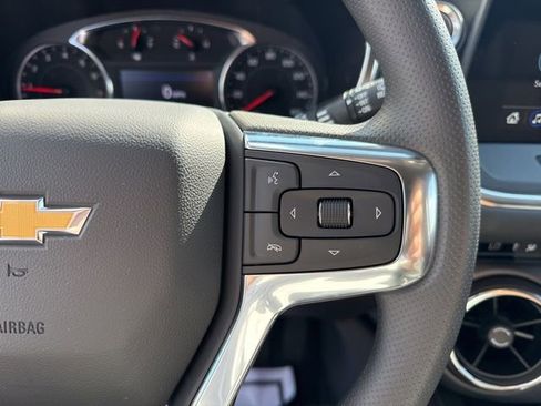 New 2025 Chevrolet Blazer LT w/ Convenience Package image 19