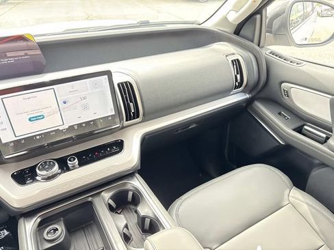 New 2027 Ford Expedition Active AWD/4WD image 16