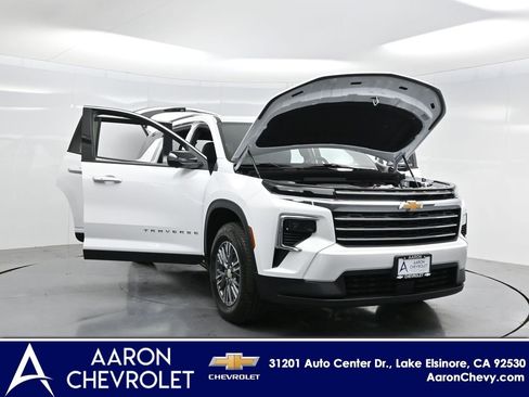 New 2026 Chevrolet Traverse LT w/ Driver Confidence Package image 35