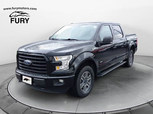 Used 2016 Ford F150 XLT w/ Equipment Group 302A Luxury AWD/4WD image 7