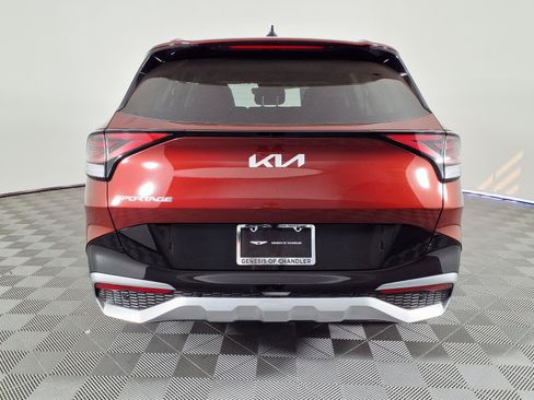 Used 2025 Kia Sportage SX FWD image 5