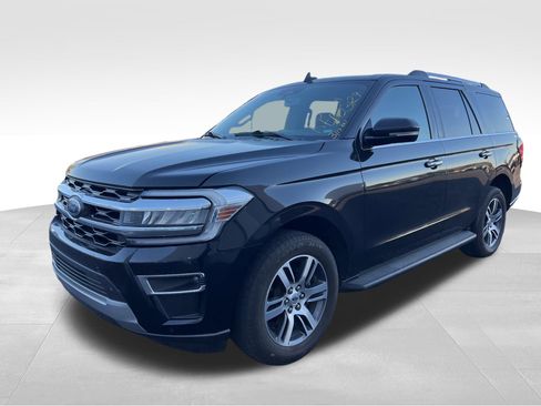 Used 2024 Ford Expedition Limited image 9