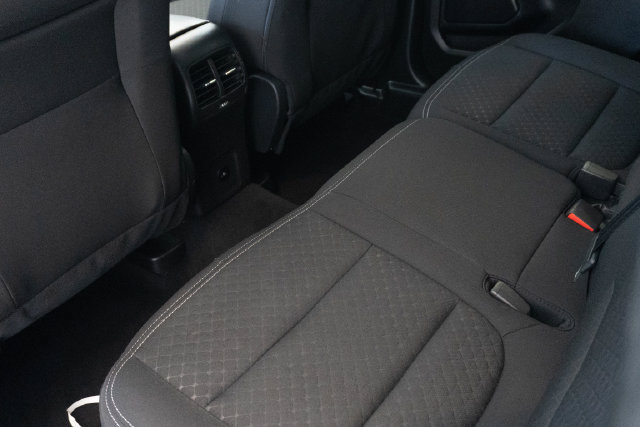 Used 2025 Ford Escape Active AWD/4WD image 8