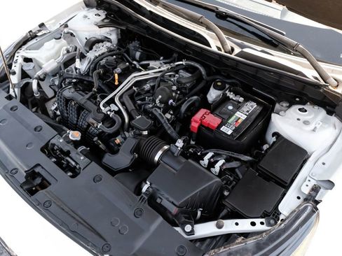 Used 2023 Nissan Altima 2.5 SR AWD/4WD image 45