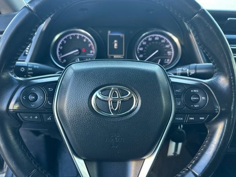 Used 2020 Toyota Camry SE image 25