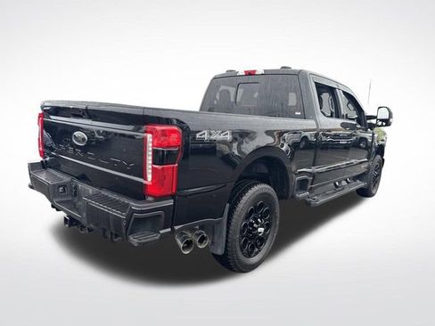 Used 2024 Ford F250 Lariat w/ Black Appearance Package image 5