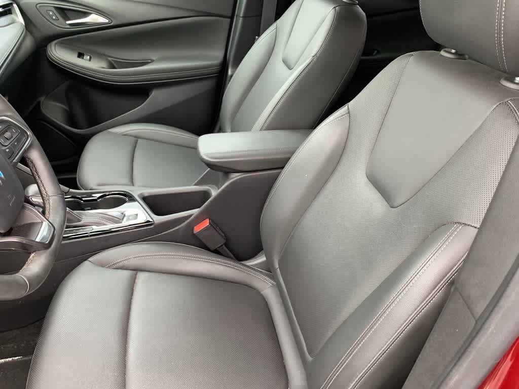 Certified 2024 Buick Encore GX Sport Touring w/ Comfort Package AWD/4WD image 16