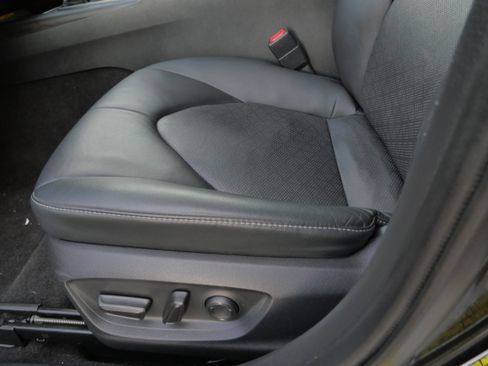 Certified 2021 Toyota Camry XSE image 21