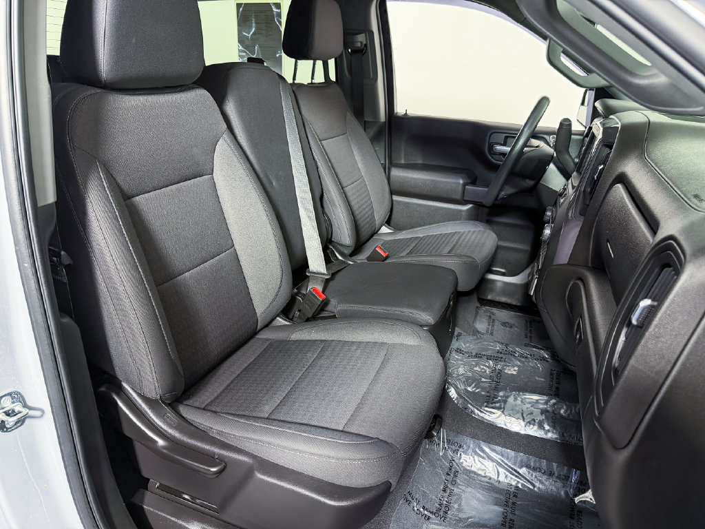 Used 2024 Chevrolet Silverado 1500 Custom w/ Turbomax Blackout Package AWD/4WD image 15