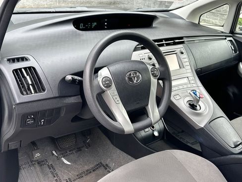Used 2012 Toyota Prius Three FWD image 16